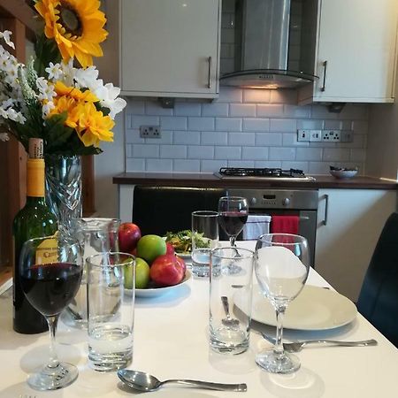 Stunning, 2 Bedroom, Ground Floor Apartment, Uplands, Swansea Exteriör bild