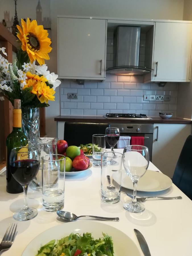 Stunning, 2 Bedroom, Ground Floor Apartment, Uplands, Swansea Exteriör bild