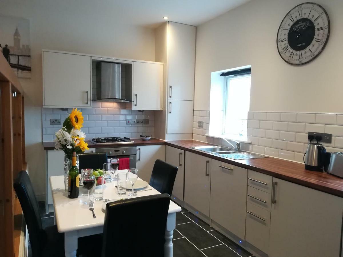 Stunning, 2 Bedroom, Ground Floor Apartment, Uplands, Swansea Exteriör bild